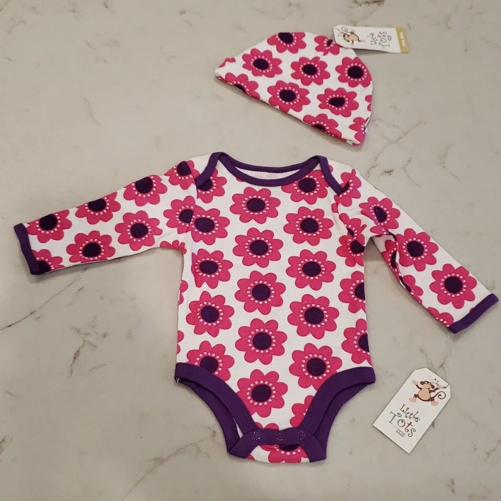 Flower Long Sleeve Bodysuit and Cap Hat Baby Girl Size 0-3 Boho 70s Pink Purple
